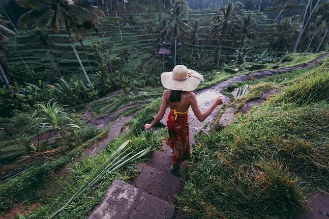 Pick 5 Destinations: Customized Ubud Tour - Real Bali Swing and the adrenaline-photo tradeoff