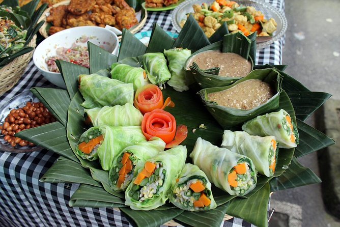 PRIVATE Authentic Balinese Cooking Class in Ubud at Putu's Home - The meal afterward: a feast, not a snack