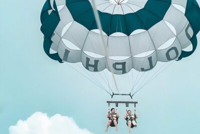 Private Bali Romantic Couple Tour with Parasailing Adventure - Bintang Beach Club Water Sports: The Setup Before You Fly