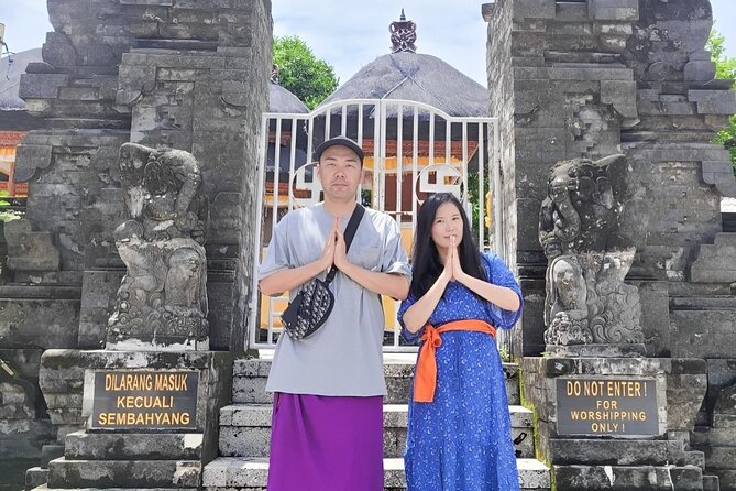 Private Bali Romantic Couple Tour with Parasailing Adventure - Jimbaran Bay Seafood Dinner: Barefoot, Candlelit, and Actually Romantic