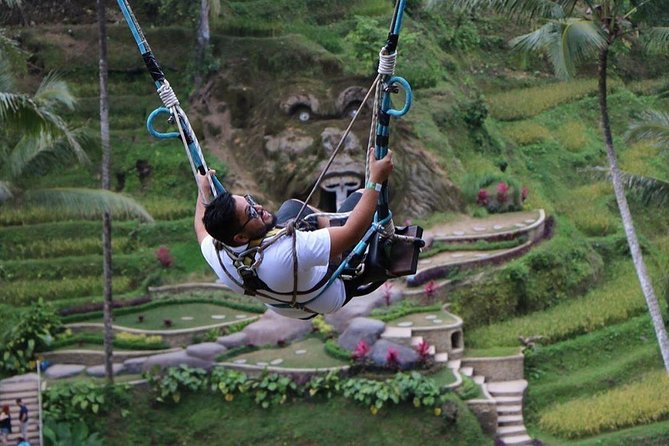 Private Bali Tour: Wonderful Ubud with Swing - Puseh Batuan Temple: a calm start in Batuan Village