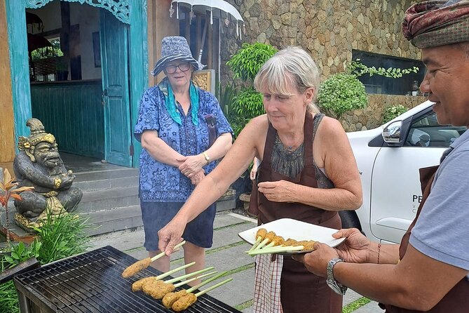 Private Balinese Cooking Class in Ubud at Santika's Home - Santika’s Home Base in Pesalakan Village (Rice Paddies Included)