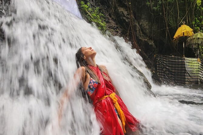 Private Balinese Purification in Holy Water at Temple with Local - Key things to know before you go
