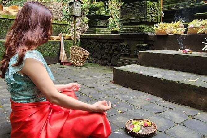 Private Balinese Purification in Holy Water at Temple with Local - The Tegalalang Stop: A Breather After the Ceremony