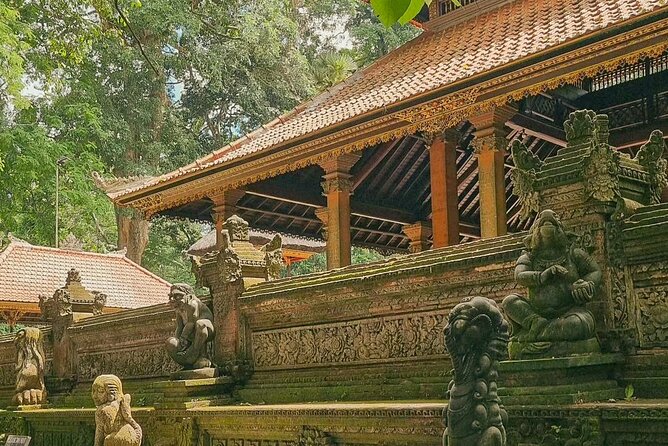 Private Customize Ubud Day Tour With Experienced Driver - Ubud’s Art Market and Ubud Palace: Shopping Energy and Royal Architecture