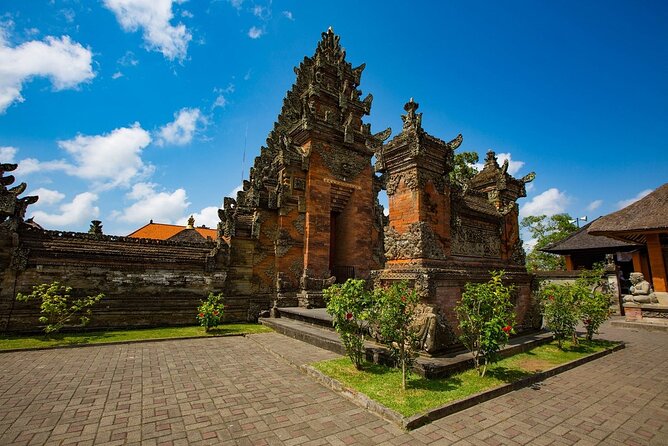 Private Tour to Sumampan Waterfall, Monkey forest, Rice terraces and Swing - Lunch Break at D Alas Warung: Plan Your Own Meal Spend