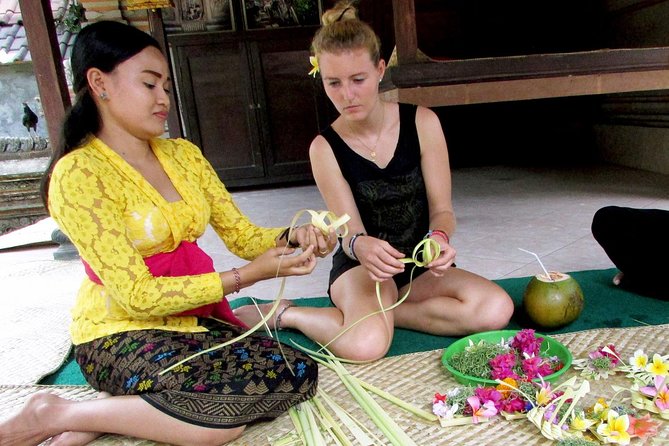 Private Tour: Ubud Day Tour with Traditional Offering Lesson - Tegalalang Rice Terraces: Seeing Farming as a Living System