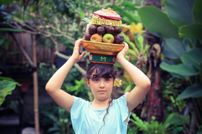 Private Tour: Ubud Day Tour with Traditional Offering Lesson - Ubud Traditional Art Market: Craft Shopping With Real Negotiation