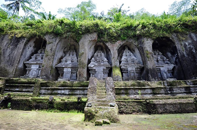 Private Ubud and Volcano Day Trip - Gunung Kawi Temple (Pura Gunung Kawi): ancient rock-cut shrines and rules to follow
