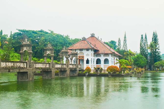 Royal Karangasem Heritage Tour - Tirta Gangga: Statues, Fountains, and the Day’s Photo Payoff