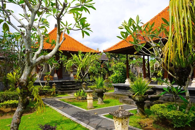 Rural Charm of Bali Tour - The Kitchen Part: Market-to-Spice-to-Meal