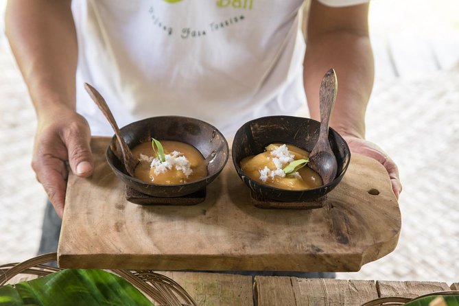 Small-Group Farm Tour & Balinese Cooking Class in Ubud with Kadek - Weather matters more than you think