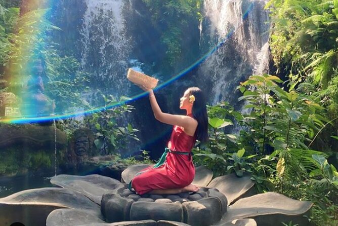 Taman Beji Griya Waterfall Tranquil Purification Ceremony - Respect and Etiquette: How to Keep the Moment Sacred (and Your Day Smooth)