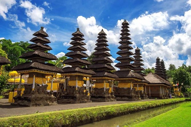 Tanah Lot Sunset and Monkey Forest Tour. - The countryside drive: where patience turns into scenery