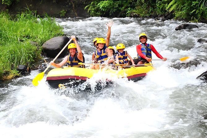 Telaga Waja Rafting Adventure: 3 Hours Rafting and All Inclusive - On the Water: Guides, Safety Gear, and the Stuff You’ll Actually Notice
