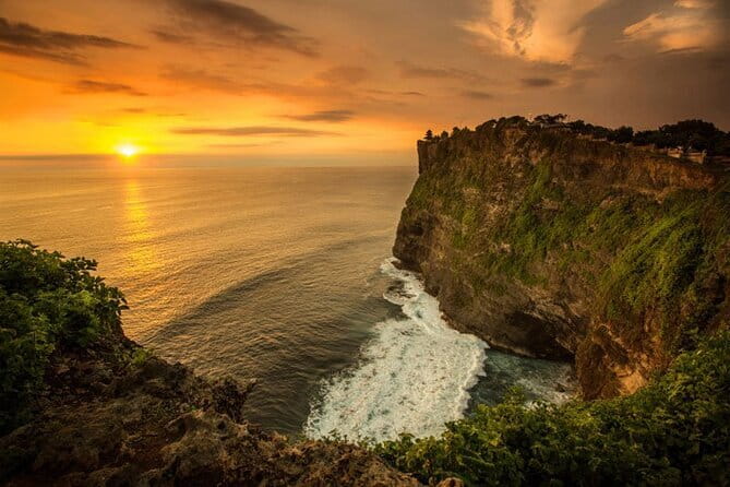 The Gate Of The Heaven Bali with Top Places To Visit In The East of Bali - Should You Book This Gate of Heaven and East Bali Highlights Tour?