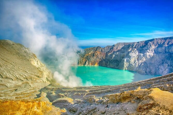 The Majestic Mount Ijen Sunrise Trekking From Bali - Getting From Ubud to Ijen: Time, Transport, and Why It’s Worth Paying