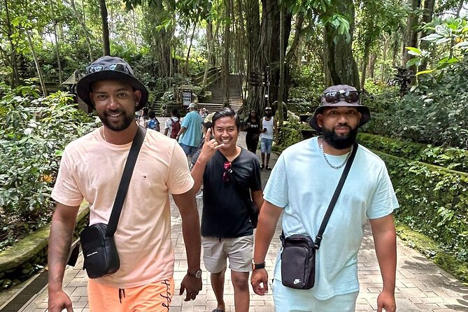 Top Ubud Attractions: Private Full-Day Guided Tour - Sacred Monkey Forest Sanctuary: seeing long-tailed macaques up close