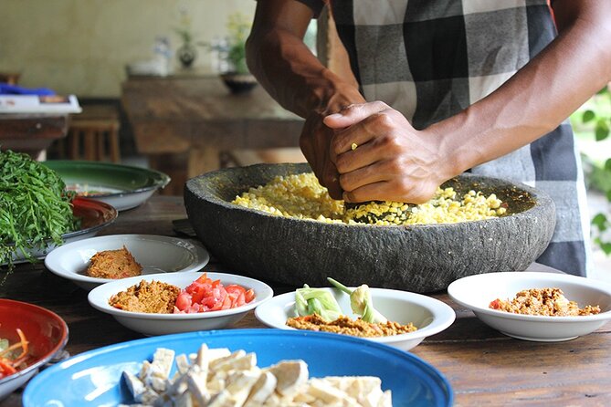 Traditional Balinese Meal in Ubud in Dewa's Family Village Home - Quick hits before you go