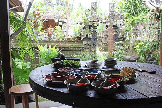 Traditional Balinese Meal in Ubud in Dewa's Family Village Home - “Farm-to-table” isn’t a buzzword here