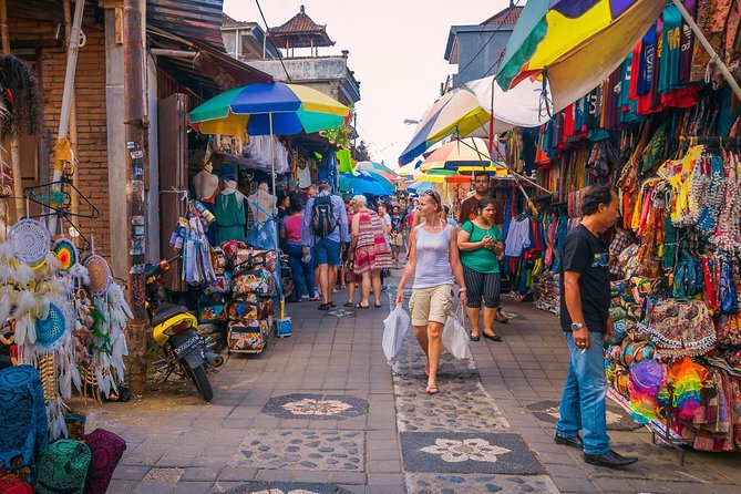 Ubud City Tour I: Monkey Forest, Ubud Palace, Art Market, and Waterfall - Tegenungan Waterfall: a satisfying end to a packed day