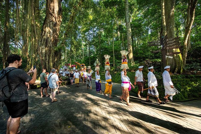 Ubud Highlight: Best of Ubud Private Day Tour with Local Guide - Kanto Lampo Waterfall: photos, a cool dip, and simple jungle time