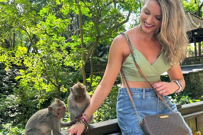 Ubud Monkey Forest, Rice Terrace & Tirta Empul Temple Tour - Ubud Traditional Art Market: Souvenirs Without the Stress