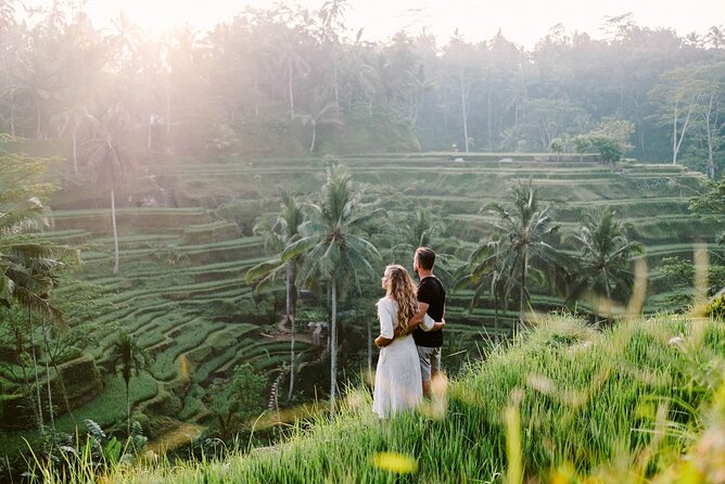 Ubud Private Chasing Waterfall and Water Temple Tour - Ulu Petanu Waterfall: the skeleton-temple style and a natural pool mood
