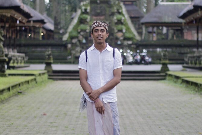 Ubud Tirta Empul Temple Tour with Purification Experience - Tirta Empul Temple: Why this Ubud rite feels more meaningful