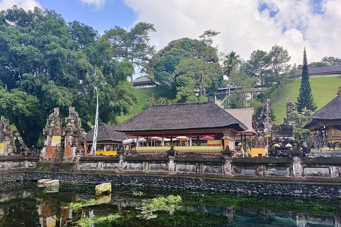 Ubud Tirta Empul Temple Tour with Purification Experience - Should you book? My decision checklist