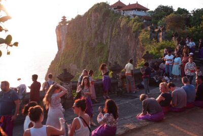 Uluwatu Kecak and Jimbaran Bay - The Morning Starts With Batuan Temple Carvings and Ubud Art Life