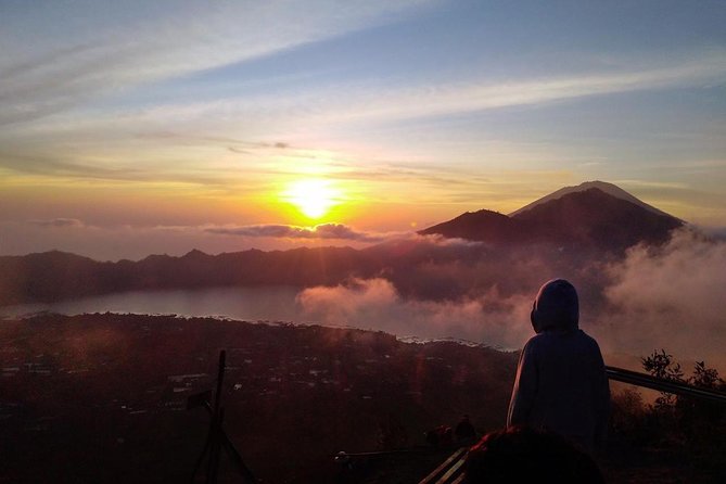Watch the sunrise from the top of Mount Batur volcano - Practical tips to make the night hike feel safer and smoother