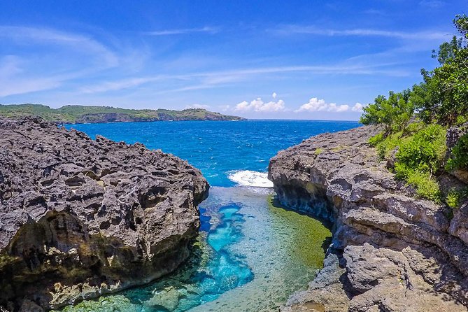 West Nusa Penida Island - Instagram Tour - Stop 3: Pasih Uug Beach (Broken Beach) and the arch landmark